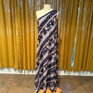 Chelsea28 Navy Floral Dress